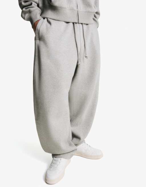 Bershka Balloon fit joggers in light grey