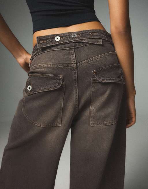 Bershka Balloon-jeans med spänne bak i svart, 2 av 6