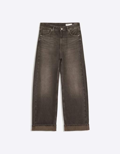 Bershka Balloon-jeans med spänne bak i svart, 6 av 6