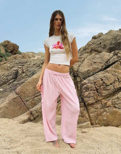 Bershka balloon leg cargo trousers in pink - view 1