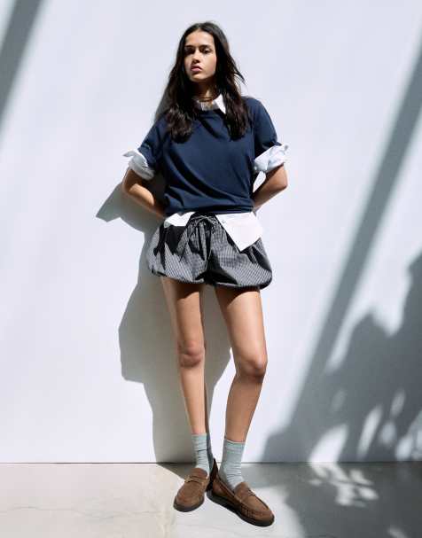 Bershka Balloon poplin skort in navy - view 1