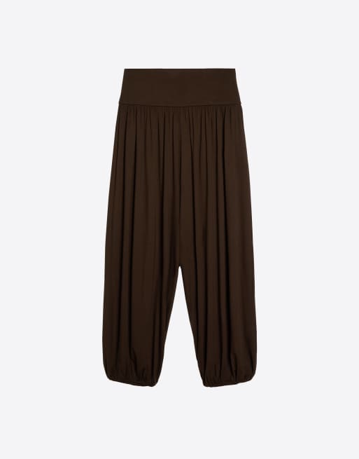 Bershka Balloon trousers with cummerbund in brown, 4 of 4