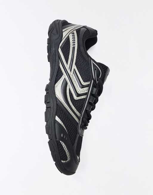 Bershka Barefoot trainers in black, 6 of 7