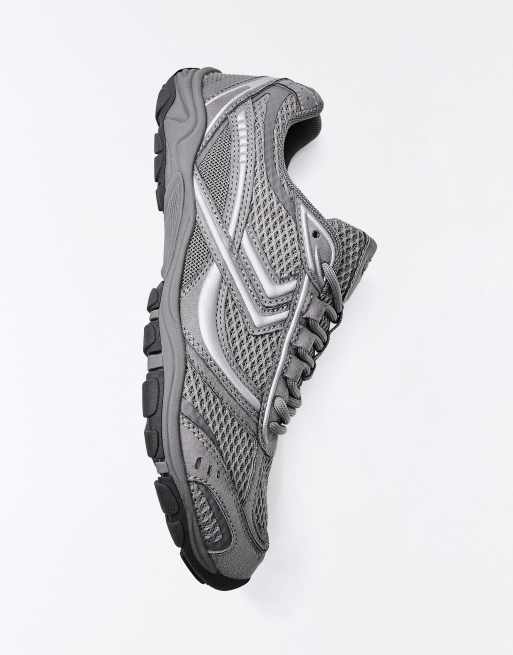 Bershka Barefoot trainers in white, 5 of 7