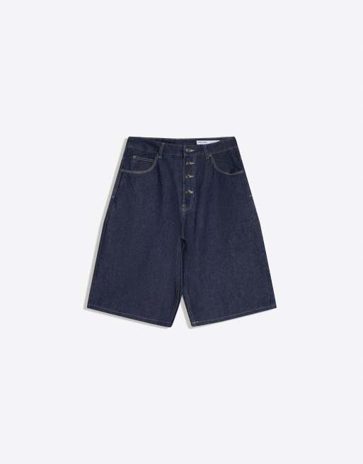 Bershka Barrel denim bermuda shorts in blue, 4 of 4