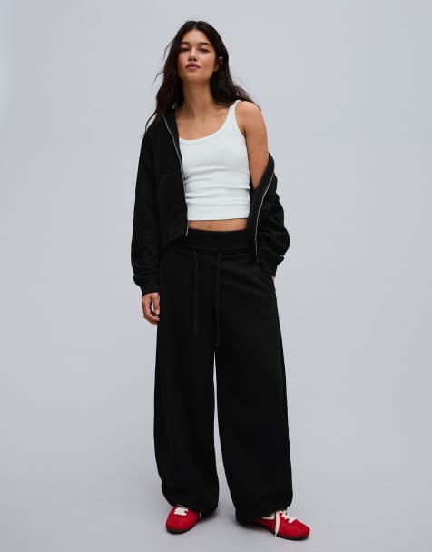 Bershka Barrel-Fit-Hose aus Plüsch in Schwarz - view 1