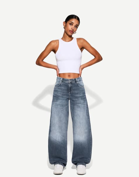 Bershka barrel jeans in denim blue