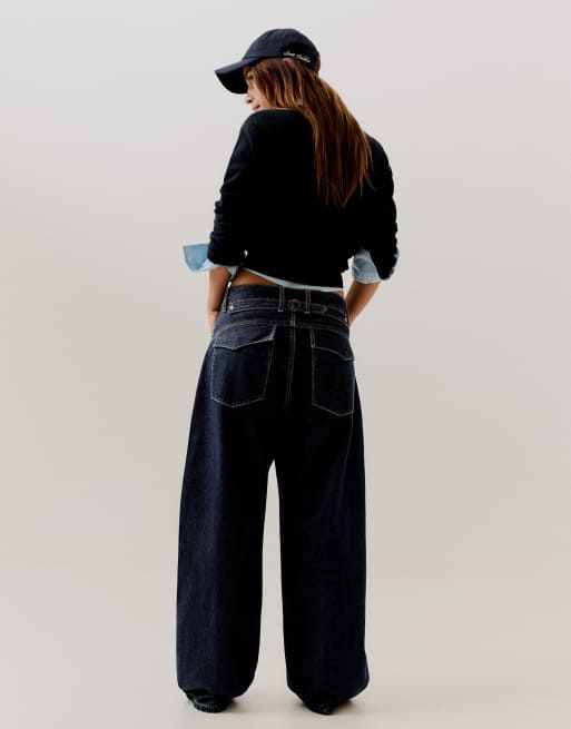 Bershka barrel jeans med spänne bak i blått, 3 av 5