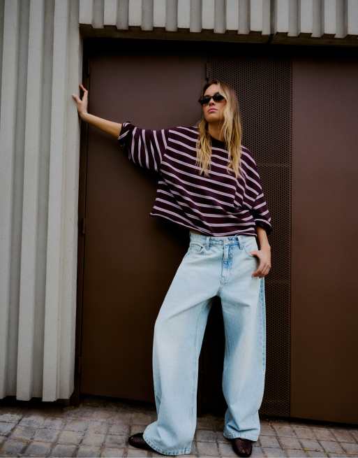Bershka Barrel-jeans med spænde bagpå i lyseblå, 3 af 5