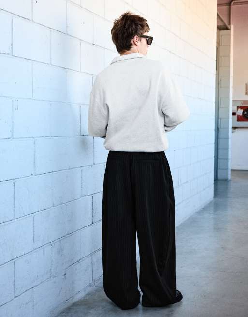 Bershka barrel-leg broek met coupenaden en riem in zwart-wit, 3 van 5