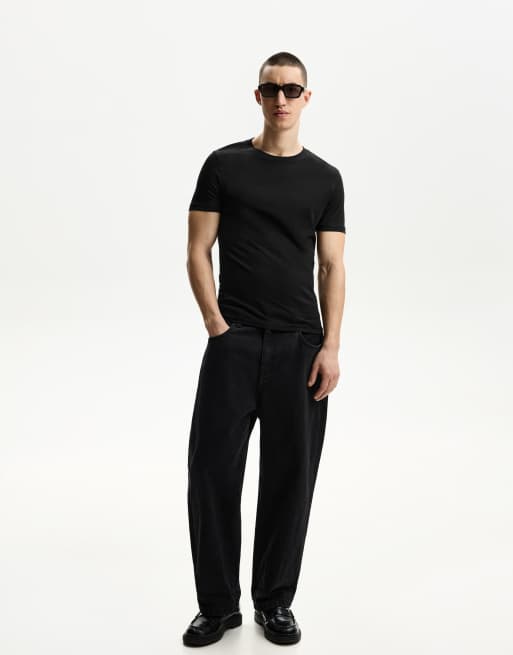 Bershka Basic short-sleeved t-shirt in black
