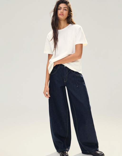 Bershka - Basic T-shirt met korte mouwen in wit, 2 van 4