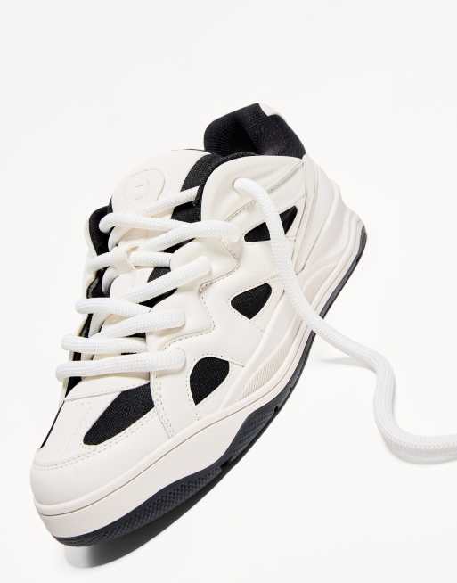 Bershka Baskets style skate à détails contrastants Blanc ASOS