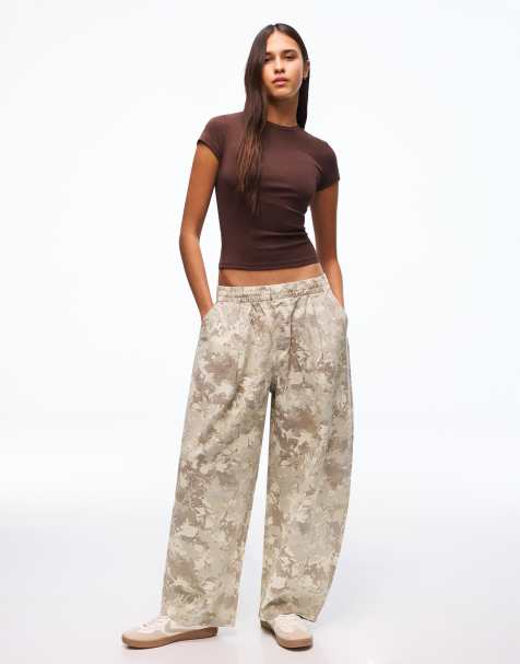 Bershka – Bedruckte Hose in Beige mit Ballonschnitt - view 1