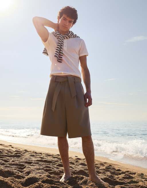 Bershka – Beige bermudashorts med vida ben och bälte, 2 av 4