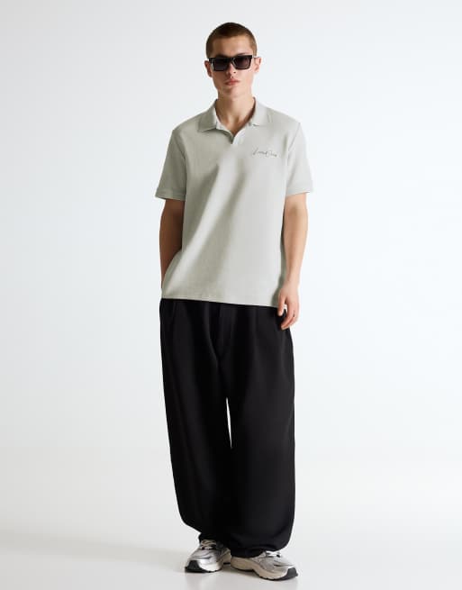 Bershka – Beige pikétröja med broderi och korta ärmar, 4 av 4