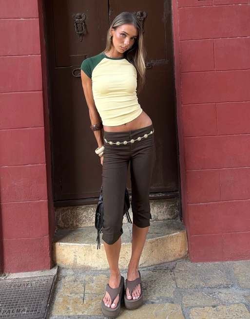 Bershka Bengaline capris in brown, 2 of 5