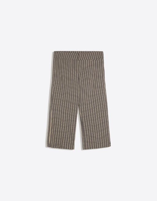 Bershka Bengaline capris in brown, 5 of 5