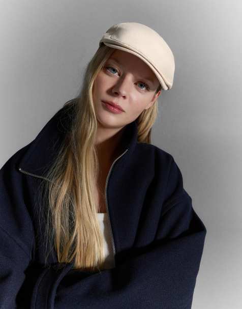 Bershka Beret in ecru