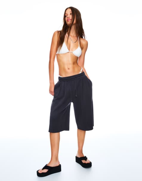 Bershka Bermuda jorts with elastic waistband in charcoal - view 1