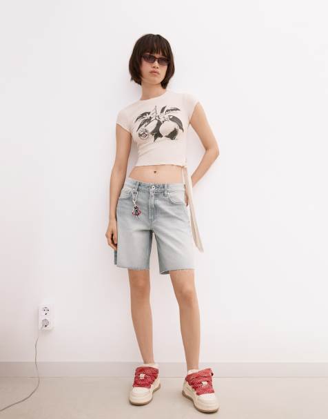 Bershka - Bermuda style skateur en denim - Gris clair - view 1