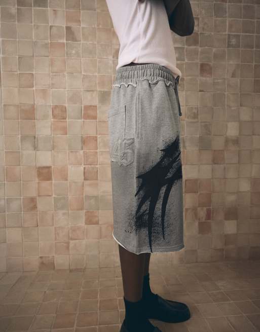 Bershka - Bermudashort van jersey met wassing en print in lichtgrijs, 3 van 4