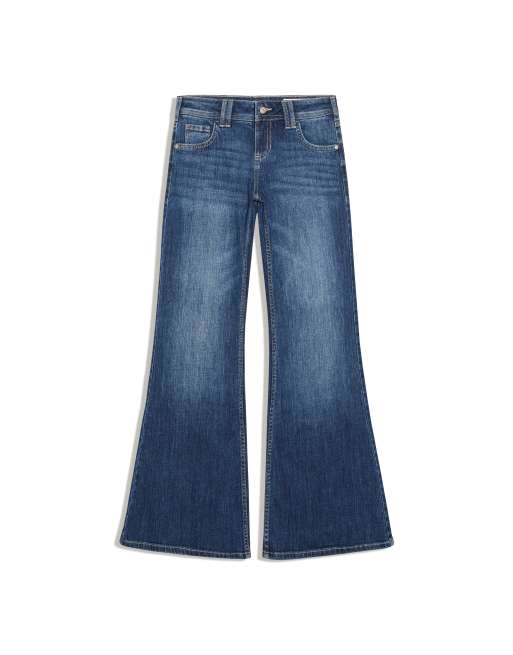 Bershka bestickte Low-Rise-Flared Jeans in Denimblau, 3 von 4