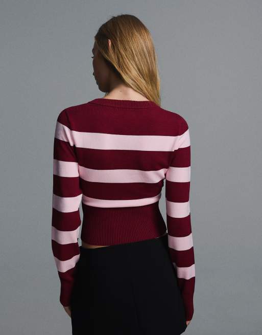 Bershka – Bestickter Pullover in Burgunderrot mit V-Ausschnitt, 3 von 5
