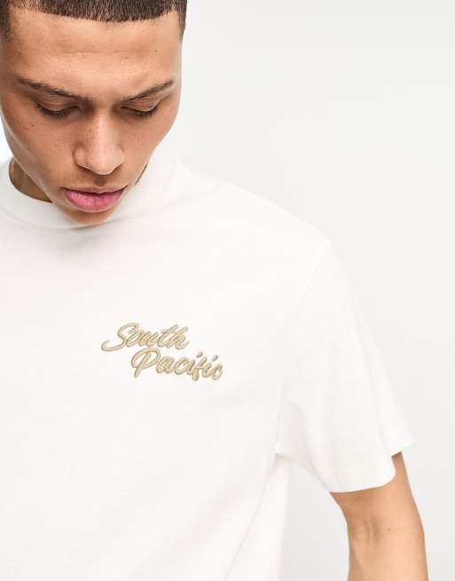 Bershka – Biały T-shirt o pudełkowym kroju z wyhaftowanym „South Pacific”