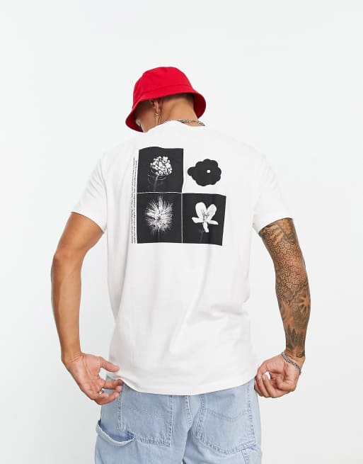 Bershka – Biały T-shirt z nadrukiem kwiatów na plecach 