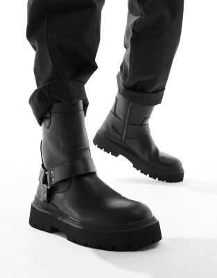 biker boots in black