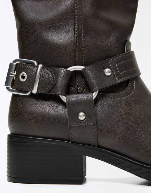 Bershka bikerlaarzen met gesp in bruin, 5 van 7