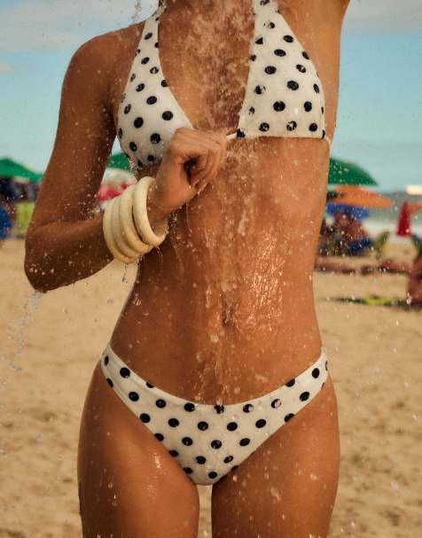 Bershka – Bikinihose in Ecru mit Polka Dots - view 1