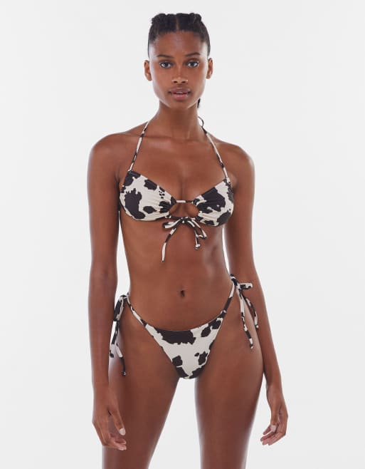 Bershka – Bikinihose mit Kuhmuster in Braun
