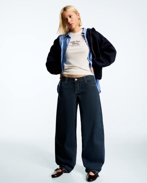 Bershka – Blå jeans med barrelben  , 2 av 4