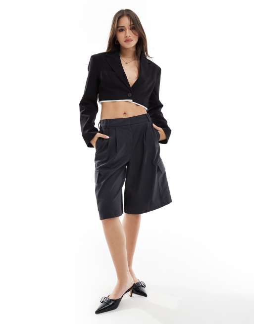 Bershka - Blazer stile camicia corto nero in coordinato