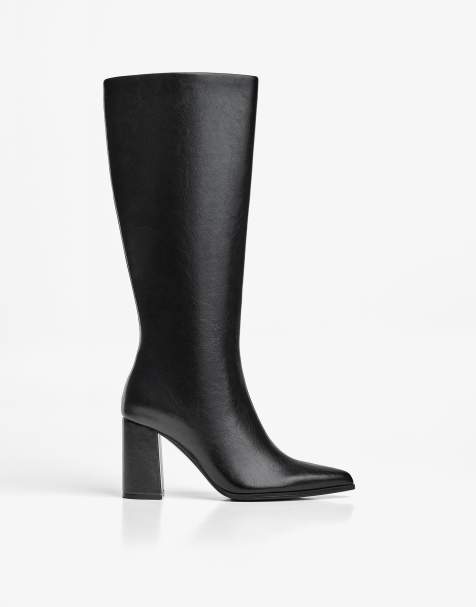 Bershka Block heel boots in black - view 1