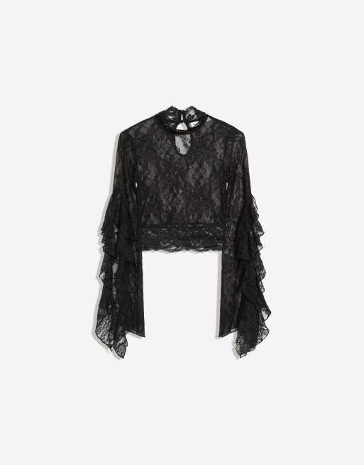 Bershka blondet-shirt med høj hals og flæseærmer i sort, 5 af 5