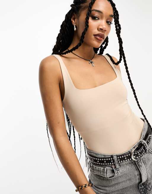 Bershka - Body met vierkante hals in zandkleur