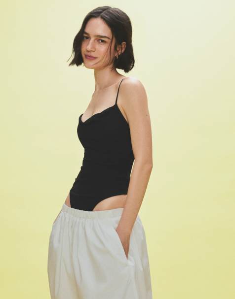Bershka - Body nero drappeggiato con spalline sottili - view 1