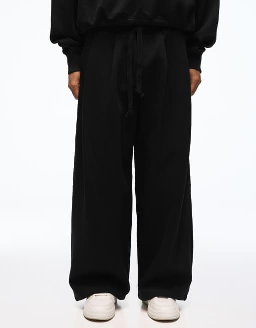 Bershka Bonded pleated volume jogger trousers in black, 4 of 7
