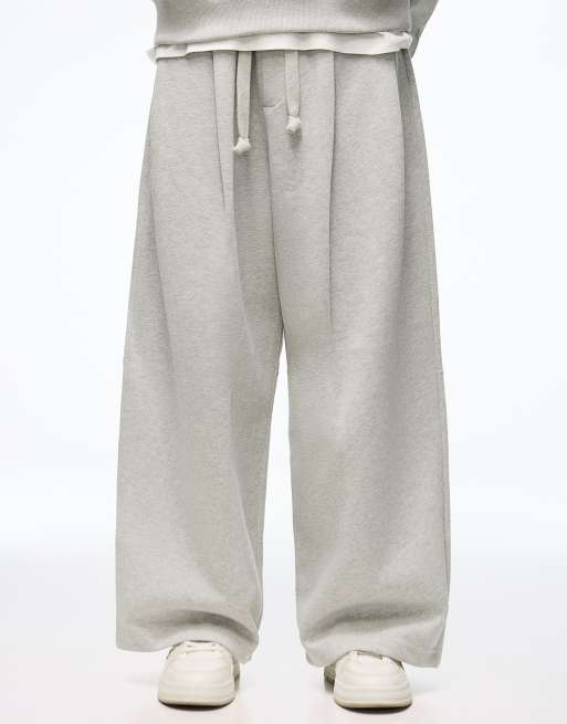 Bershka Bonded pleated volume jogger trousers in light grey, 5 of 7