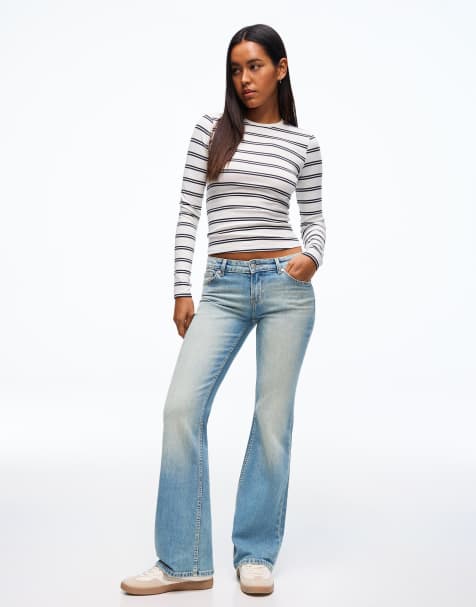 Bershka – Bootcut-Jeans in Blau mit niedrigem Bund - view 1