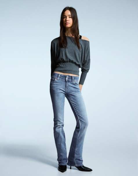 Bershka – Bootcut-Jeans in Hellblau - view 1