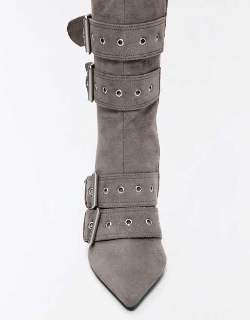 Bershka boots med flera spännen och klack i grått, 6 av 6