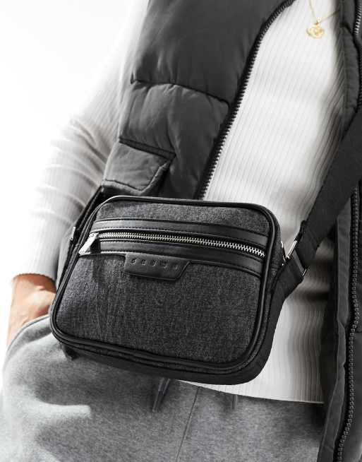 Bershka - Borsa a tracolla nero slavato in denim
