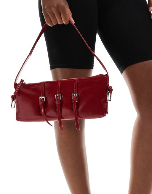 Bershka - Borsa da spalla rossa verniciata con fibbia, 4 di 4