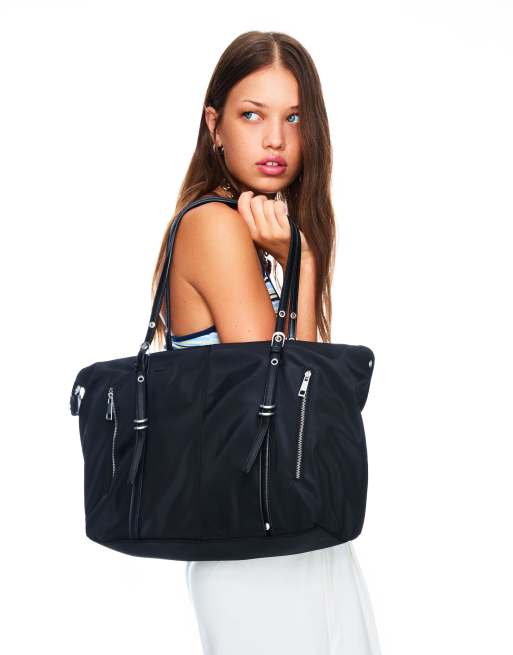 Bershka - Borsa shopper in pelle sintetica nera