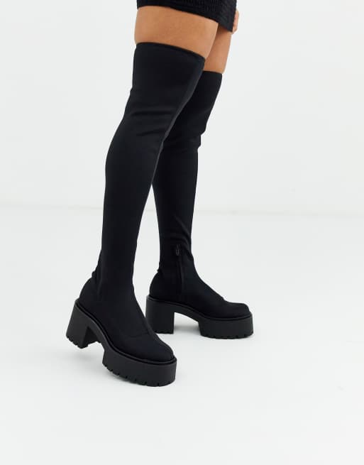 Bershka Bottes enfiler avec semelle paisse Noir