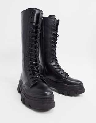 bottines montantes à lacets